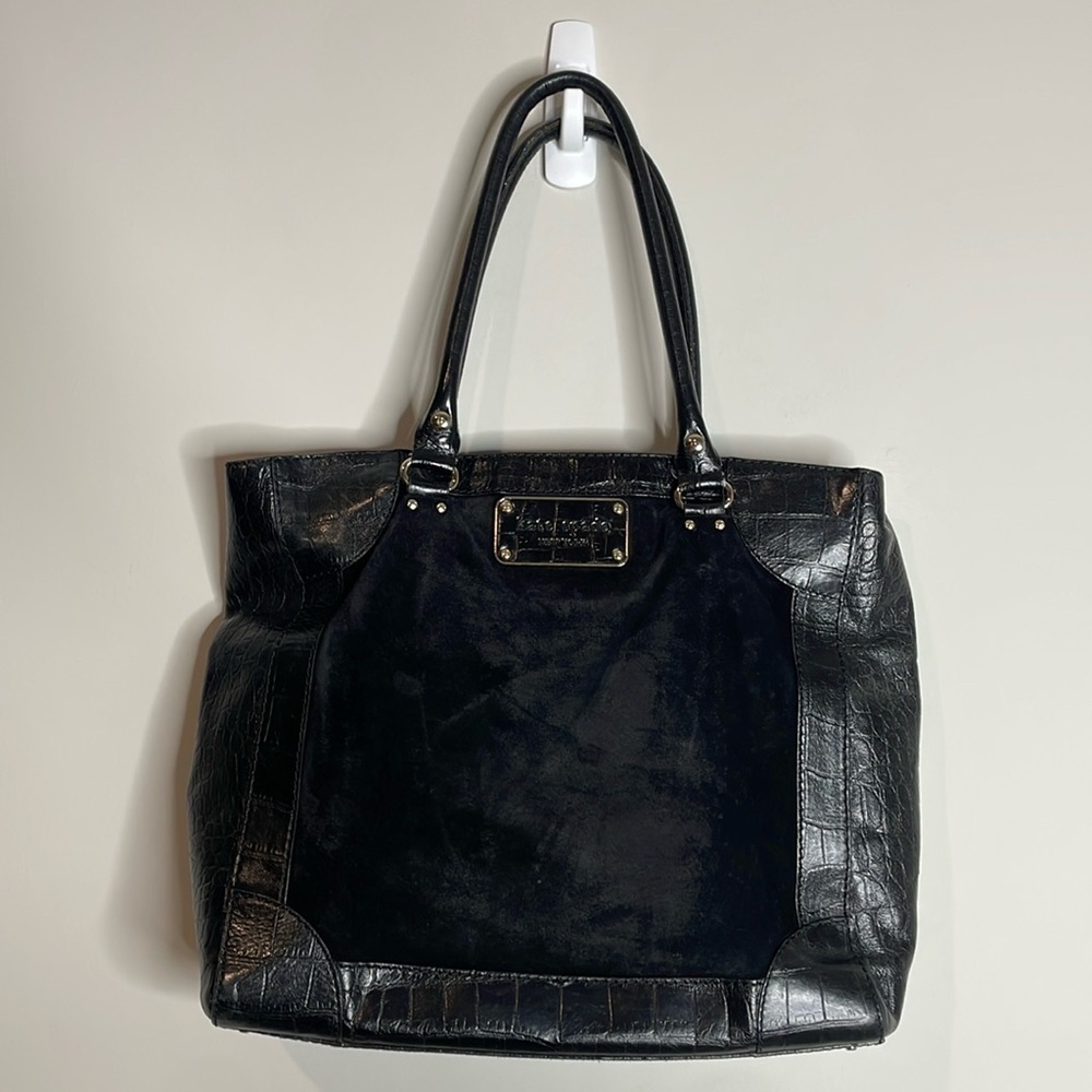 Kate Spade | Black Suede Croc Embossed Hangbag